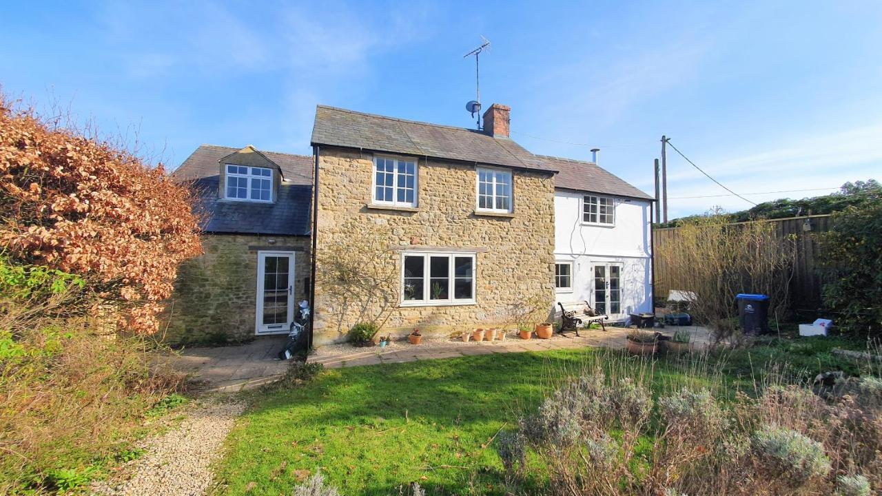 Glenfield Cottage - Secluded Luxury Deep In The Oxfordshire Countryside Wilcote Eksteriør billede