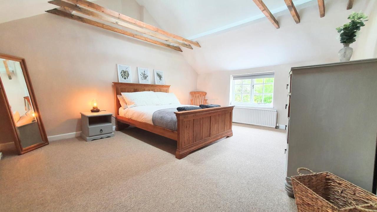 Glenfield Cottage - Secluded Luxury Deep In The Oxfordshire Countryside Wilcote Eksteriør billede