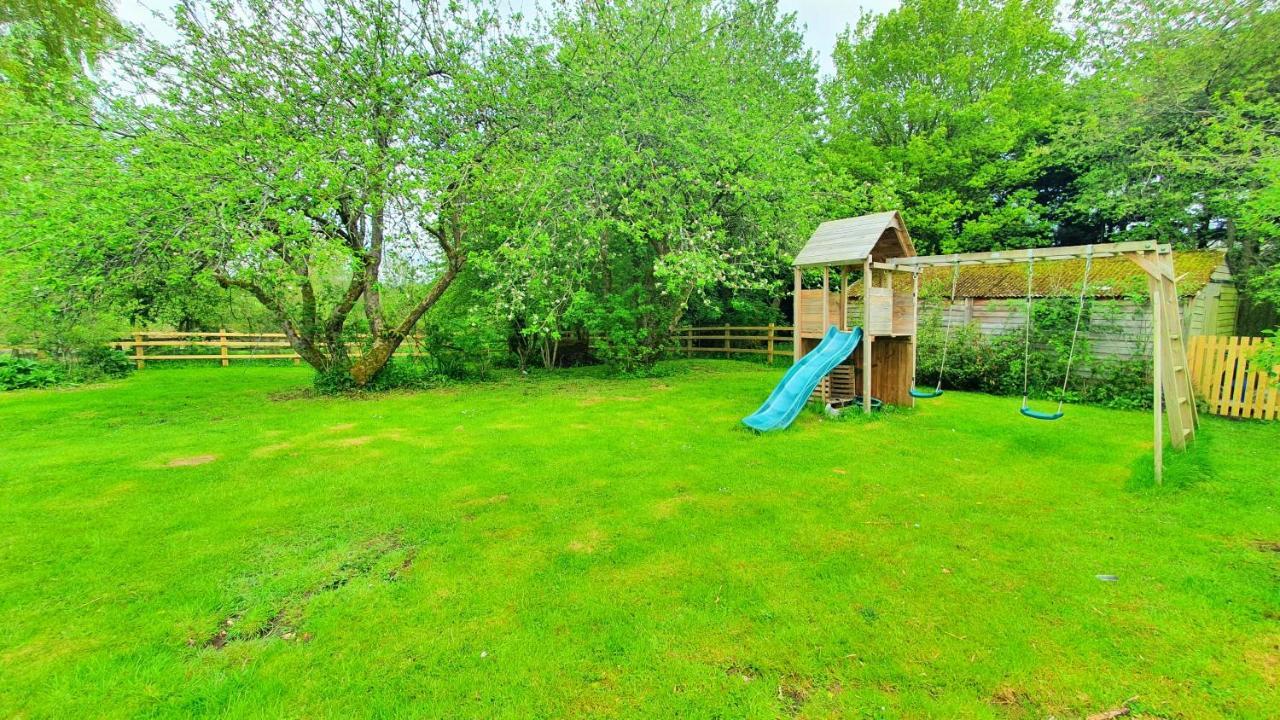 Glenfield Cottage - Secluded Luxury Deep In The Oxfordshire Countryside Wilcote Eksteriør billede
