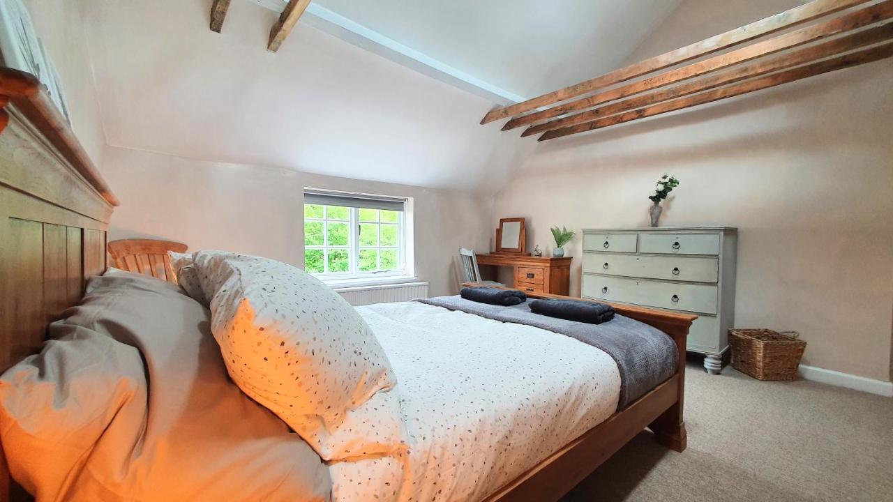 Glenfield Cottage - Secluded Luxury Deep In The Oxfordshire Countryside Wilcote Eksteriør billede
