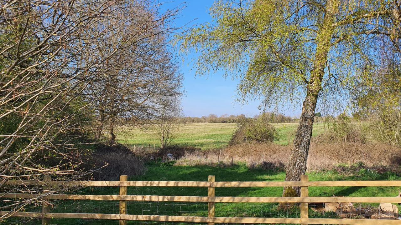Glenfield Cottage - Secluded Luxury Deep In The Oxfordshire Countryside Wilcote Eksteriør billede